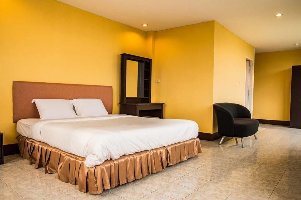 FnB Hotel Central Pattaya Esterno foto
